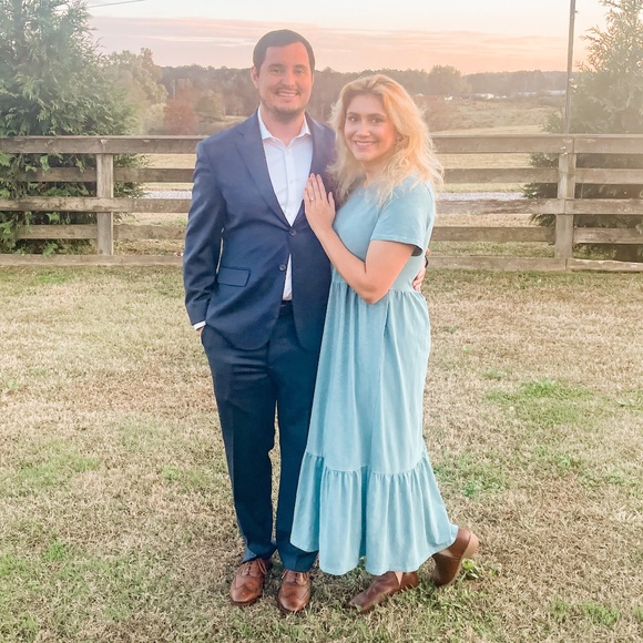 Meet your Posher, Claire - Picture 1 of 3